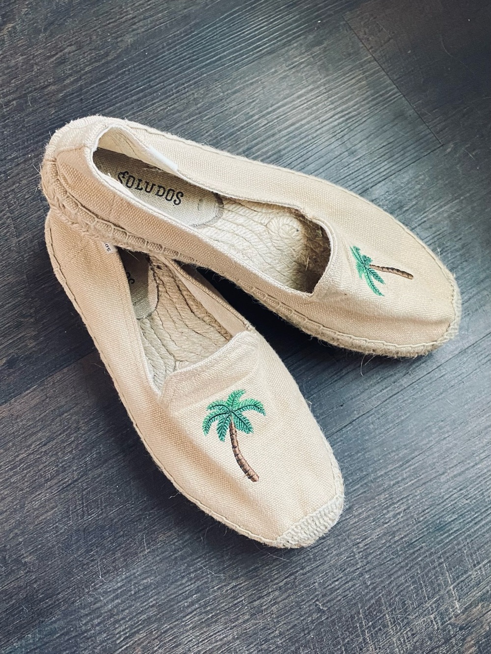 Soludos Canvas Espadrilles with Green Palm | Summer Slips Ons | sz 8 Lk New